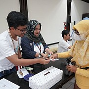 Krakatau Steel Gelar Safari Ramadhan BUMN 2024,  Serahkan 1.000 Paket Sembako dan Mudik Gratis Lebaran 1445 H