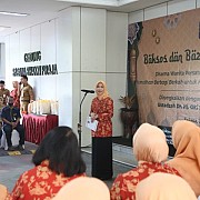 Buka Bakti Sosial dan Bazar Ramadan, Ketua DWP Kemendagri Tekankan Penguatan Persaudaraan