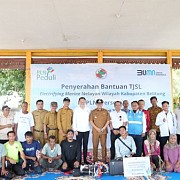 Dukung Program Kementerian Kelautan dan Perikanan, PLN Salurkan Bantuan TJSL Electrifiying Marine Kampung Nelayan Maju