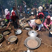 Tradisi Nyadran Kiai Kramat di Temanggung