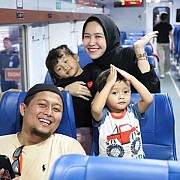 7 Tips Liburan Naik Kereta Api Bersama Anak Biar Makin Seru!