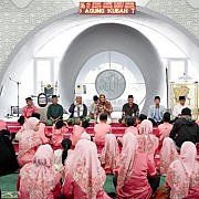 Pj Wako Pangkalpinang Melepas Peserta Festival Anak Sholeh Indonesia, Harapkan Generasi Insani Qurani dan Berakhlaqul Karimah