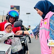 Semangat Ramadhan, GM PLN Babel Pimpin Aksi Sosial Srikandi Berbagi