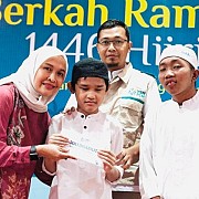 Sukacita dan Kehangatan Warnai Puncak Berkah Ramadhan YBM PLN bagi Ribuan Penerima Manfaat