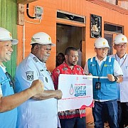 PLN UIW Papua dan Papua Barat  Menyalakan 48 Desa Terakhir