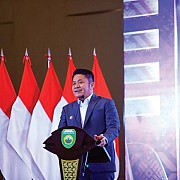 Herman Deru Raih Penghargaan  Pelopor Percepatan Meritokrasi dari BKN RI