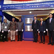 Akselerasi Ekosistem Kendaraan Listrik, Indonesia - Korea Selatan Bangun Pusat Layanan Kendaraan Listrik