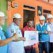 PLN UIW Papua dan Papua Barat Menyalakan 48 Desa Terakhir