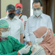 TASPEN Dan KAGAMA Menggelar Vaksinasi Gratis Bagi Masyarakat Umum