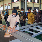 Polifurneka Kendal Siapkan Tenaga Kerja Andal