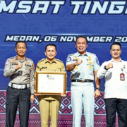 Pj Gubernur Sumut Agus Fatoni Terima Penghargaan Dari Pembina Samsat Nasional