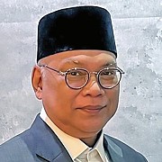 Asosiasi Asuransi Umum Indonesia: Industri Asuransi Umum WAIT and SEE