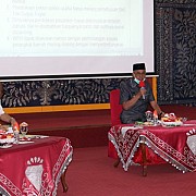 Pemerintah Kabupaten Banjar Dalam Masa Transisi Menuju Tatanan Kehidupan Baru Yang Aman Dari Covid 19