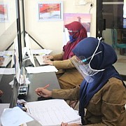 Kecamatan Gambut Lakukan Pencegahan Penyebaran Covid-19 di Tempat Kerja