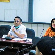Mencari Jalan Terbaik Untuk Warga Tanah Tinggi