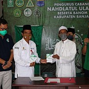 Kominfo Banjar Bekali Masyarakat Pengetahuan Covid-19 Lewat Buku Saku Berbahasa Daerah