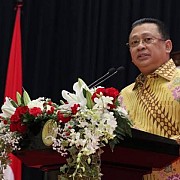 Ketua MPR: Hari Konstitusi,  Hati-Hati Ubah UUD 1945