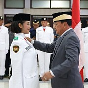 Bupati dan Wakil Bupati Tangerang Kukuhkan Paskibraka Kabupaten Tangerang 2025