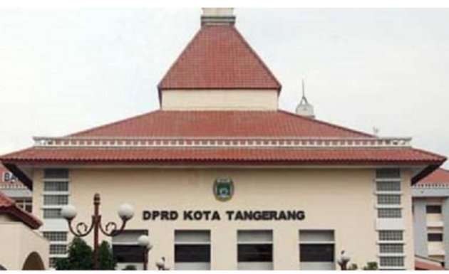 DPRD Kota Tangerang Sumbangkan Gaji untuk Penanganan COVID-19