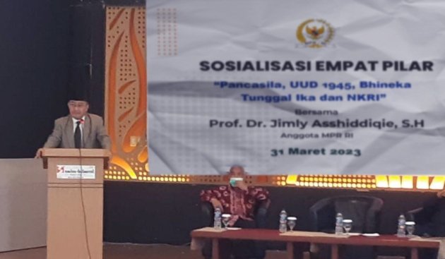 Anggota MPR RI Prof Jimly Asshiddiqie Sosialisasikan Empat Pilar Bersama Sahabat Lintas Utara dan Selatan (SALUT) DKI Jakarta