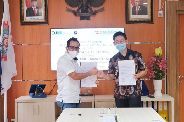 Penandatanganan MOU antara PT Djakarta Lloyd (Persero) dengan PT Karya Teknik Utama Shipyard.