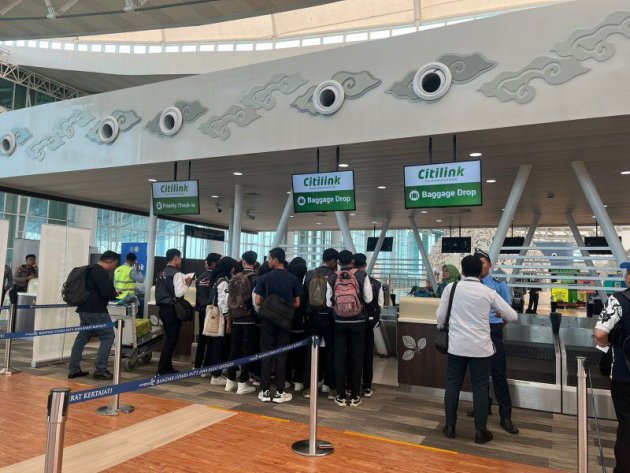 Bandara Kertajati Perdana Layani Angkutan Lebaran Setelah Operasi Penuh, Layanan Berjalan Baik dan Jumlah Penumpang Pesawat Naik Sentuh 1.900 Orang/Hari
