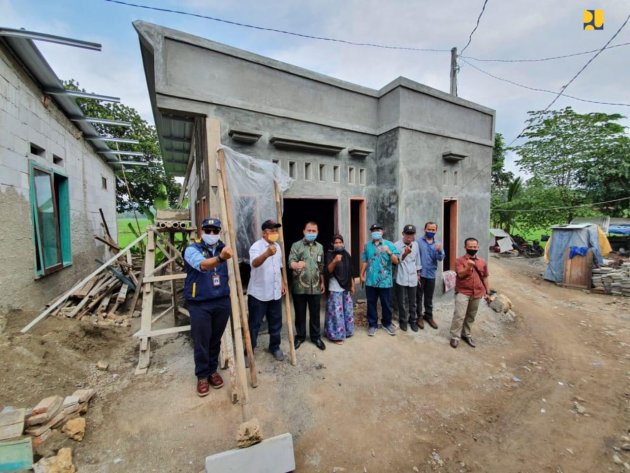 Kementerian PUPR Salurkan Bantuan Rumah Swadaya Untuk 13.902 RTLH di Jawa Barat